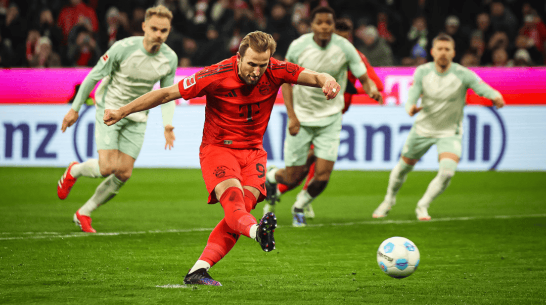 开云体育官网-拜仁慕尼黑门将神勇，助球队守住三分