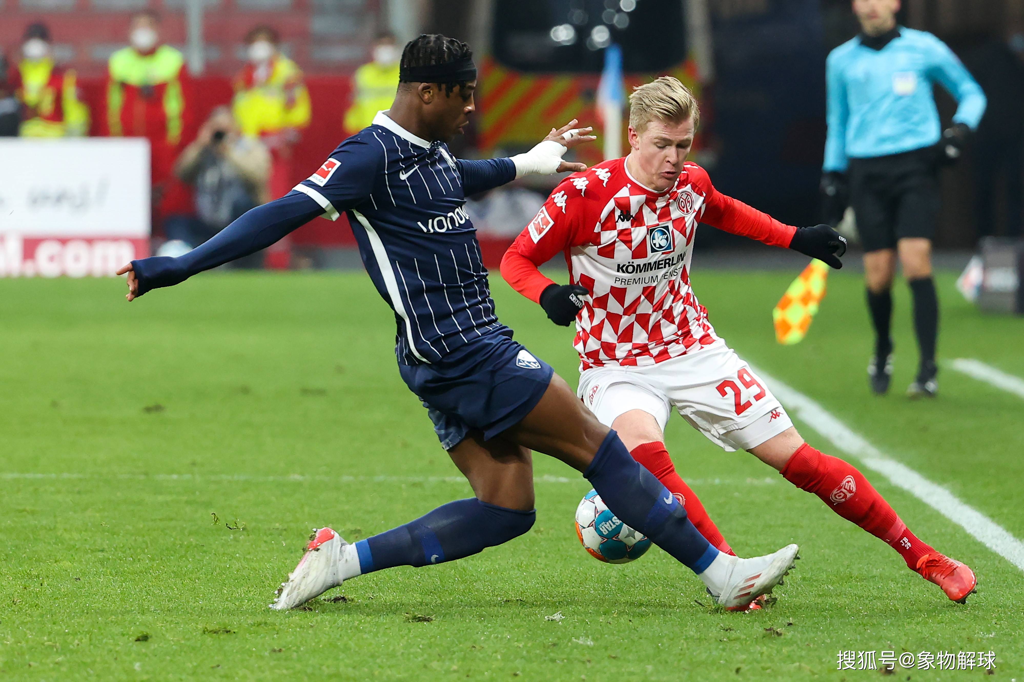 沃尔夫斯堡成绩大幅提高，冲击德甲前四的简单介绍