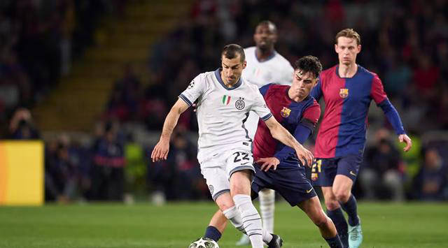 比赛情节扑朔迷离，巴塞罗那晋级决赛！