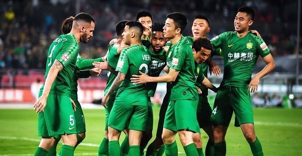 关于国安客战梅州，轻松取胜，抢占积分榜第一的信息