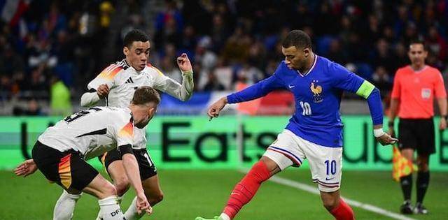 法国队憾失冠军,英格兰队击败德国 法国队憾失冠军,英格兰队击败德国