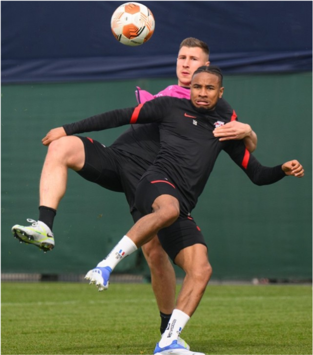 开云体育官方网站-RB莱比锡全队进步明显，备战下一轮比赛的简单介绍