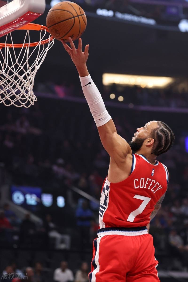 开云体育入口-快船横扫老鹰，晋级西部半决赛锦上添花的简单介绍