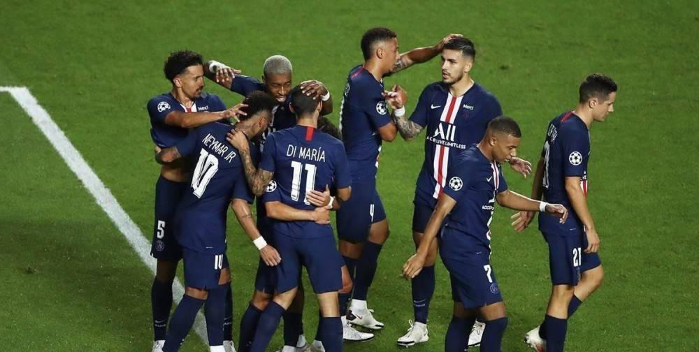 罗马完胜塞维利亚,莱万惊艳四座 罗马完胜塞维利亚,莱万惊艳四座