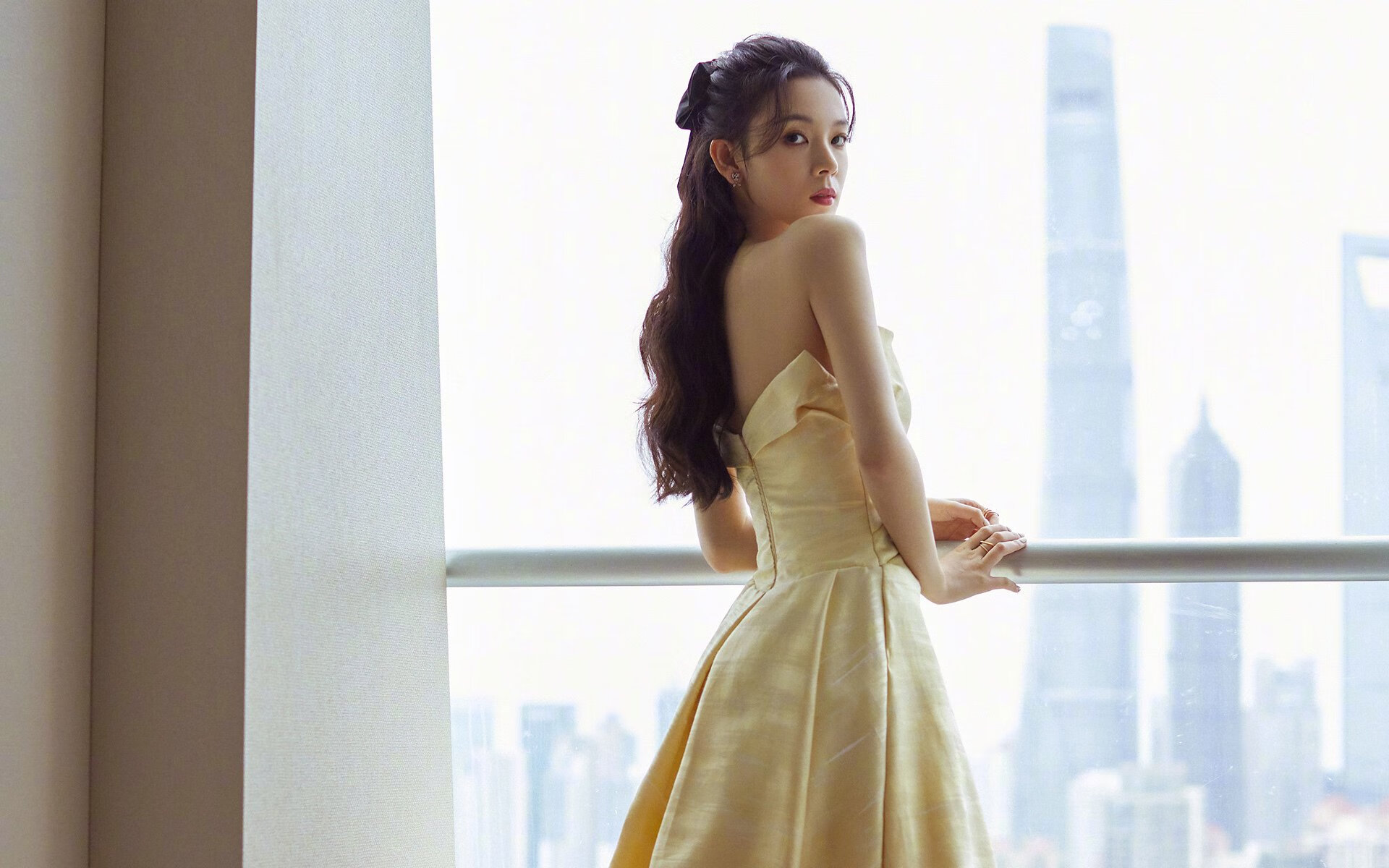 开云体育在线-波斯铁骑冰封维京，内马尔撕裂防线的艺术之战