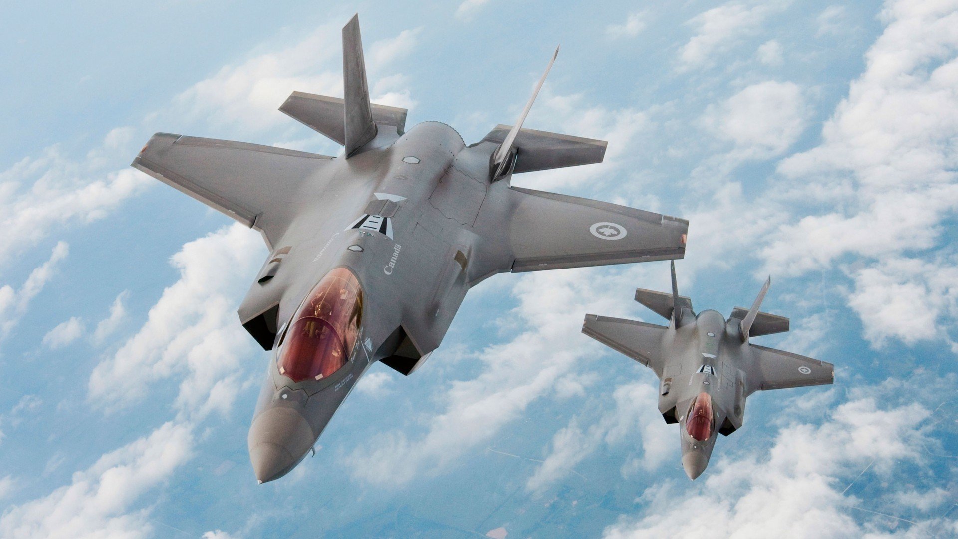 战术压制与中场魔术，加拿大掌控全局，若日尼奥诠释大师风范