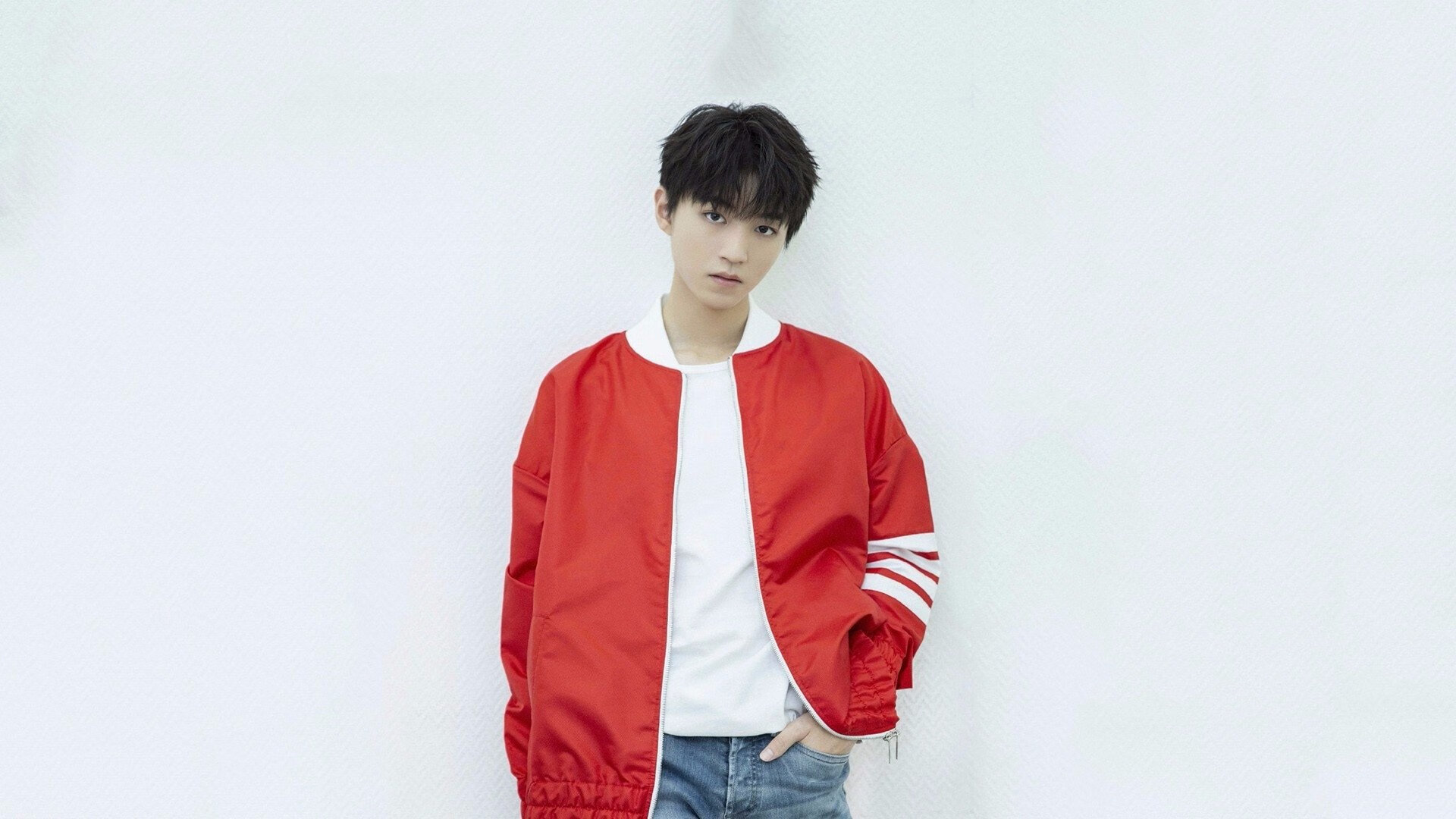 开云体育在线-阿尔瓦雷斯主宰战局，佛罗伦萨力克马赛晋级淘汰赛